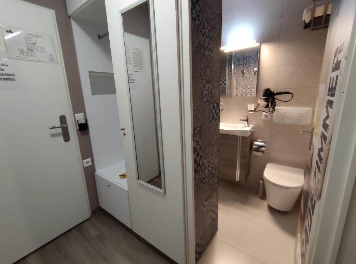 Studio 20Qm Mit Balkon Und Innenpool - 22010 Шлухзее Екстериор снимка